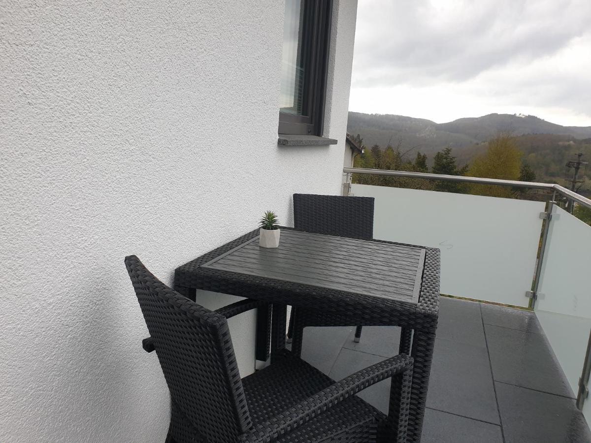 Ferienwohnungen Am Aeppelsberg Volkesfeld Exteriér fotografie